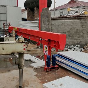懸臂起重機